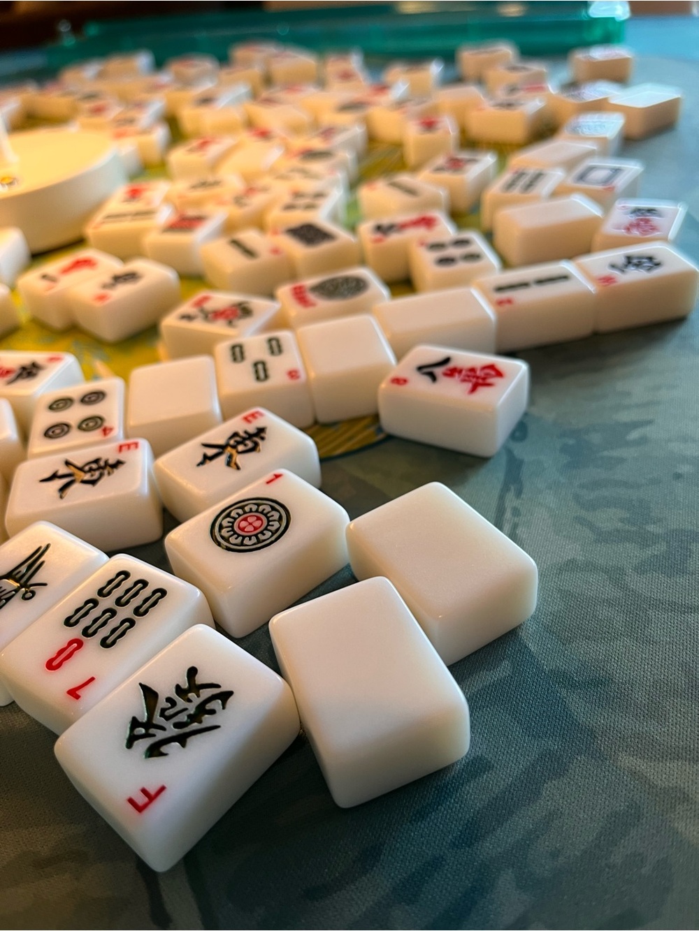 Mahjong Setup - Tiles, Racks, Dice, Lamp, & Matching Mat - Picture 9 of 10